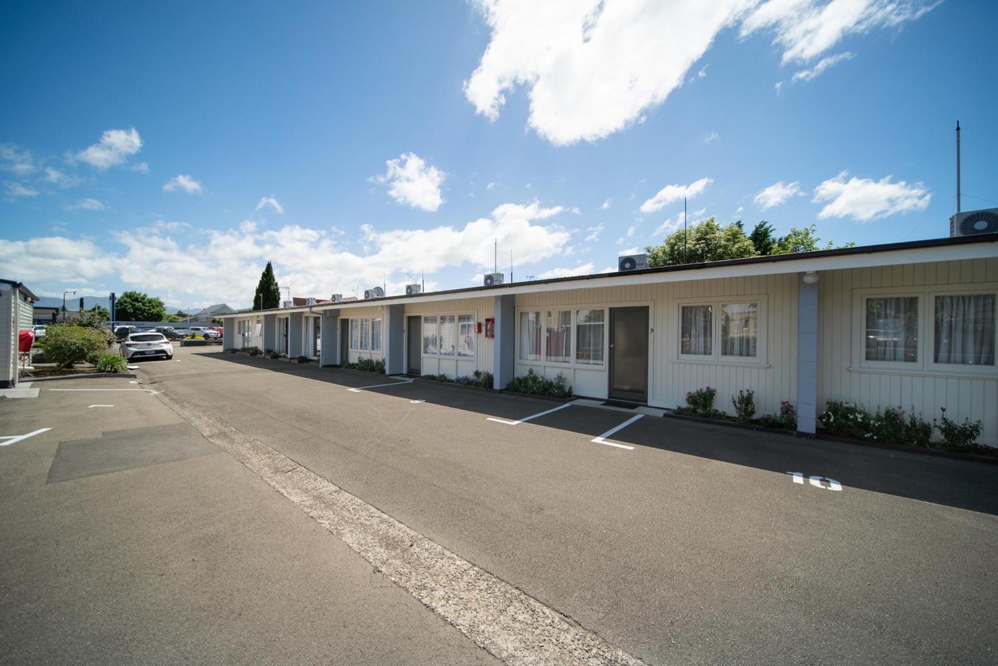 Viking Lodge Motel Tahoraiti Bagian luar foto